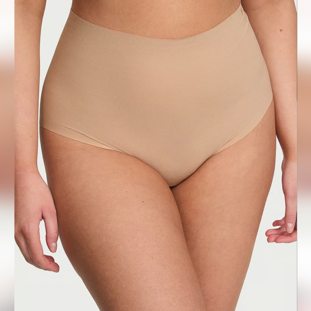 New Victoria Secret No-Show Modern Brief Panty Medium